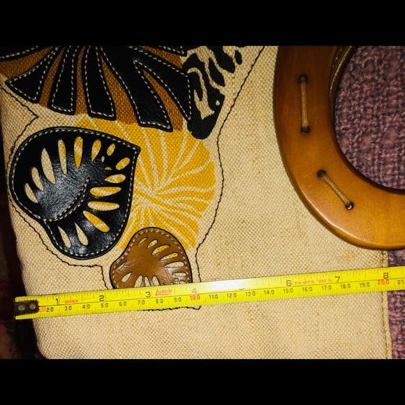 Relic Brand Safari purse handbag 👜 wooden handles - Picture 5 of 8